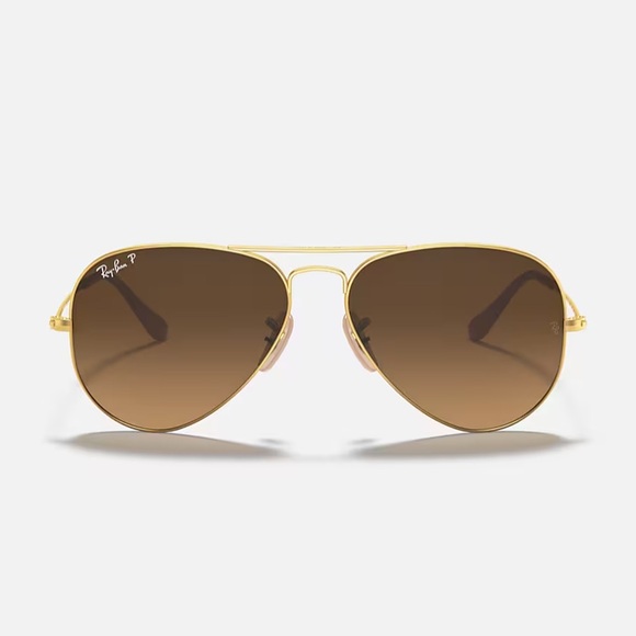 Ray-Ban Other - Ray Ban Polarized Classic Gold Framed Aviator Sunglasses